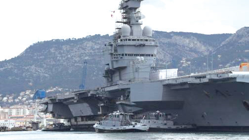 Manoeuvres militaires : Le Charles-de-Gaulle en mission en Méditerranée Manoeuvres militaires : Le Charles-de-Gaulle en mission en Méditerranée