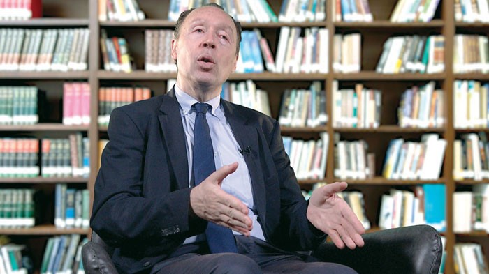 Interview avec Francis Perrin : En matière d‘exploration pétrolière et gazière, la prudence est une qualité Interview avec Francis Perrin : En matière d‘exploration pétrolière et gazière, la prudence est une qualité