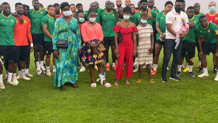 CAN 2e demi-finale / Cameroun : Des membres des familles des victimes du drame du stade Olembé’’ invités ‘’ à la dernière séance d'entraînement ! CAN 2e demi-finale / Cameroun : Des membres des familles des victimes du drame du stade Olembé’’ invités ‘’ à la dernière séance d'entraînement !