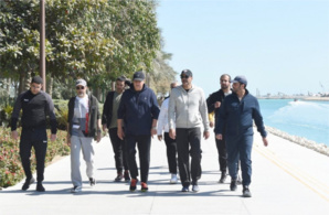 Aziz Akhannouch fait la marche à Doha Aziz Akhannouch fait la marche à Doha