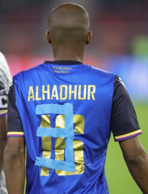 Post-CAN : Le maillot du “latéral-gardien de but” des Comores mis en vente aux enchères ! Post-CAN : Le maillot du “latéral-gardien de but” des Comores mis en vente aux enchères !