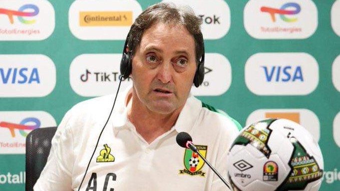 Cameroun : Le gouvernement maintient le coach des Lions Indomptables à son poste Cameroun : Le gouvernement maintient le coach des Lions Indomptables à son poste