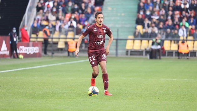 Equipe nationale : Sofiane Allakouch prêté par Metz (France) à Lausanne (Suisse) Equipe nationale : Sofiane Allakouch prêté par Metz (France) à Lausanne (Suisse)