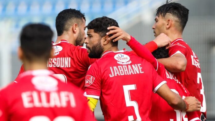 Botola D1 / 17e journée : Le Wydad en a bien profité avant OCS-RSB au programme de cet après-midi (16h) ! Botola D1 / 17e journée : Le Wydad en a bien profité avant OCS-RSB au programme de cet après-midi (16h) !