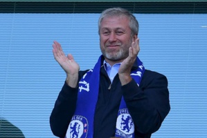 Premier League : Le Russe Abramovitch cède la gestion de Chelsea aux administrateurs de la fondation du club Premier League : Le Russe Abramovitch cède la gestion de Chelsea aux administrateurs de la fondation du club