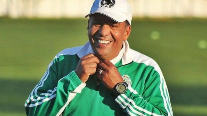 Football : Ce lundi, le président du Raja et Rachid Taoussi en réunion pour finaliser le contrat Football : Ce lundi, le président du Raja et Rachid Taoussi en réunion pour finaliser le contrat