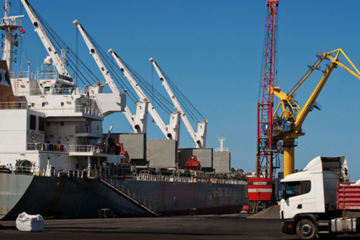 Balance commerciale : déficit de plus de 20 milliards de dirhams Balance commerciale : déficit de plus de 20 milliards de dirhams