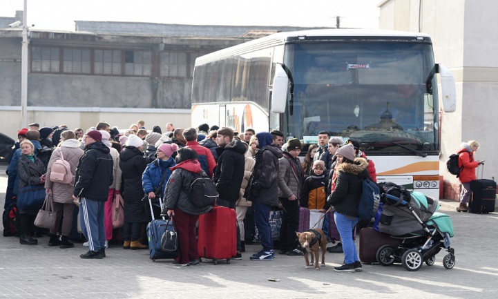 Bucarest et Rabat coordonnent pour le transit des Marocains d'Ukraine par le territoire roumain