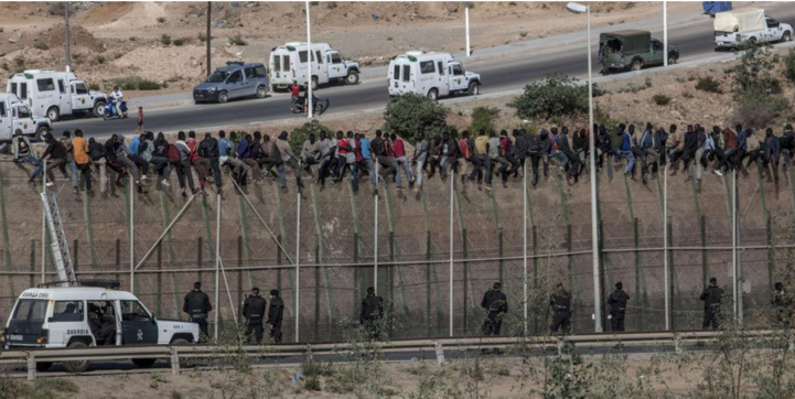 Melilia: 2.500 migrants tentent de franchir la frontière