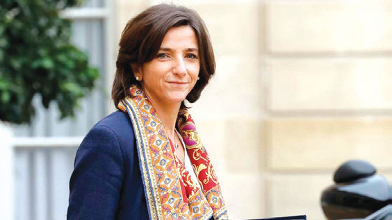 La secrétaire d’Etat Nathalie-Elimas accusée de harcèlement quitte le gouvernement.