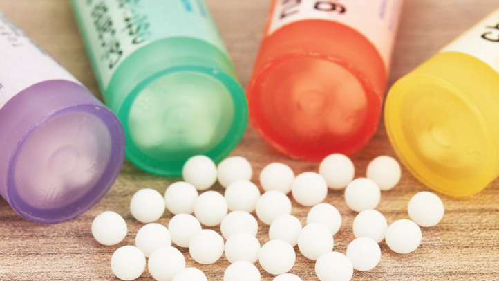 L’homéopathie : réelle efficacité ou effet placebo ? L’homéopathie : réelle efficacité ou effet placebo ?