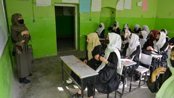 Afghanistan : Fermeture des collèges et lycées aux filles