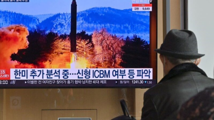 Corée du Nord : Un missile de Pyongyang atterrit à 150 km du Japon Corée du Nord : Un missile de Pyongyang atterrit à 150 km du Japon