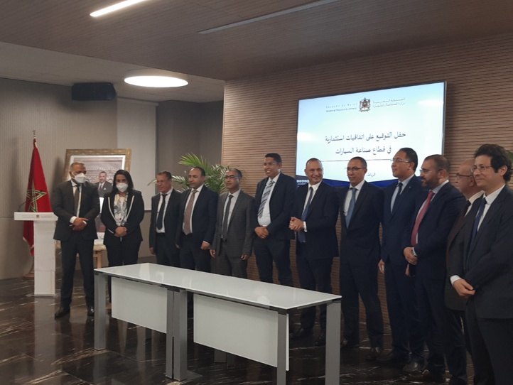 Automobile : Mezzour signe huit conventions d'investissement pour créer 12.000 emplois directs Automobile : Mezzour signe huit conventions d'investissement pour créer 12.000 emplois directs