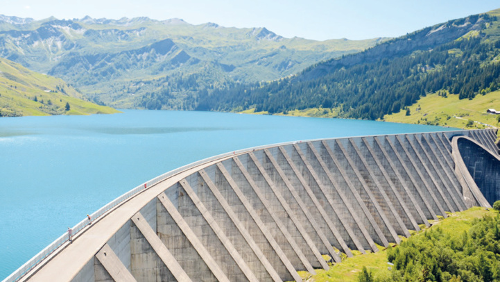 Gestion des eaux et des terres : Le génie ancestral en appui aux techniques et ouvrages modernes Gestion des eaux et des terres : Le génie ancestral en appui aux techniques et ouvrages modernes