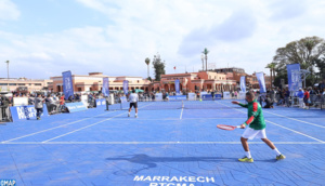 Grand Prix Hassan II de Tennis : Une exhibition show à la mythique place Jemaâ Fna à Marrakech