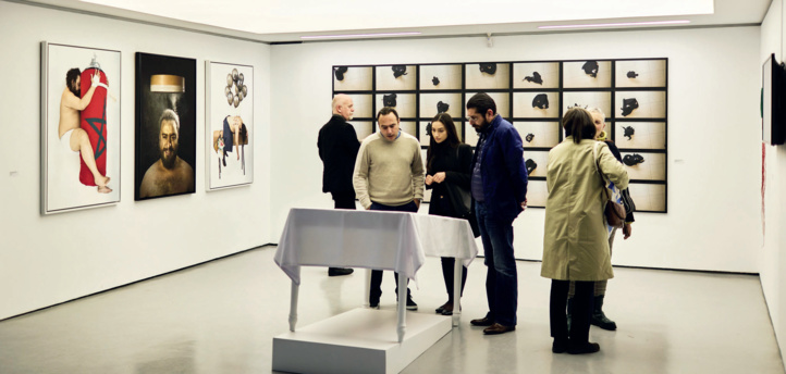 Vernissage d’«Horiezontalisme», rayon Youssef Ouchra. Vernissage d’«Horiezontalisme», rayon Youssef Ouchra.