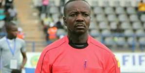 Le premier arbitre assistant du match Ahly-Raja interpellé et arrêté Le premier arbitre assistant du match Ahly-Raja interpellé et arrêté