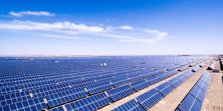 Energie renouvelable : L’émirati AMEA Power construira deux centrales solaires au Maroc Energie renouvelable : L’émirati AMEA Power construira deux centrales solaires au Maroc