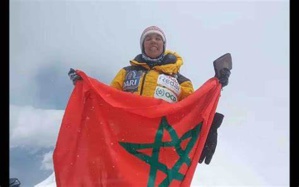 Alpinisme: Bouchra Baibanou escalade le mont Annapurna dans l’Himalaya Alpinisme: Bouchra Baibanou escalade le mont Annapurna dans l’Himalaya