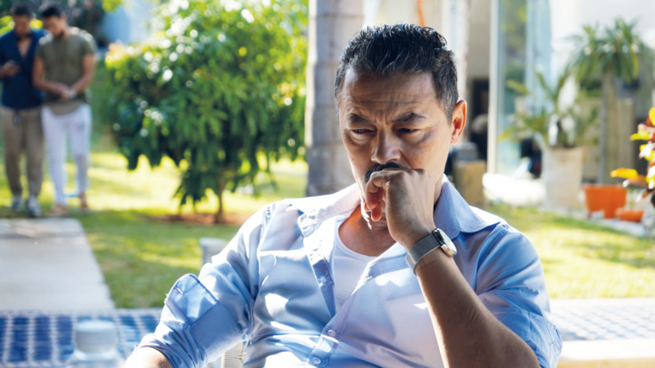 L’artiste laisse flotter un bienvenu franc-parler. L’artiste laisse flotter un bienvenu franc-parler.