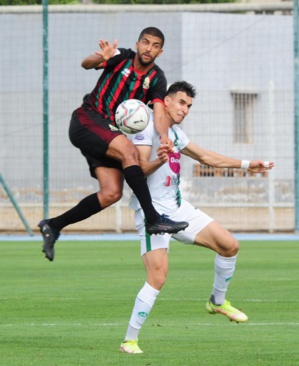 Botola Pro D1 " Inwi " (Mise à jour 24e journée) / AS FAR-CAYB (0-1): Les Militaires arrachent 3 points à l'extérieur face au Youssoufia local Botola Pro D1 " Inwi " (Mise à jour 24e journée) / AS FAR-CAYB (0-1): Les Militaires arrachent 3 points à l'extérieur face au Youssoufia local