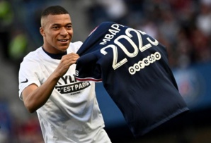 Ligue 1 : Mbappé reste, le Paris SG jubile Ligue 1 : Mbappé reste, le Paris SG jubile