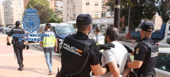 Trafic de migrants: démantèlement d'un nouveau réseau entre Sebta et Cadix Trafic de migrants: démantèlement d'un nouveau réseau entre Sebta et Cadix