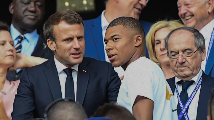 PSG : Mbappé conseillé par Macron et Sarkozy ! PSG : Mbappé conseillé par Macron et Sarkozy !