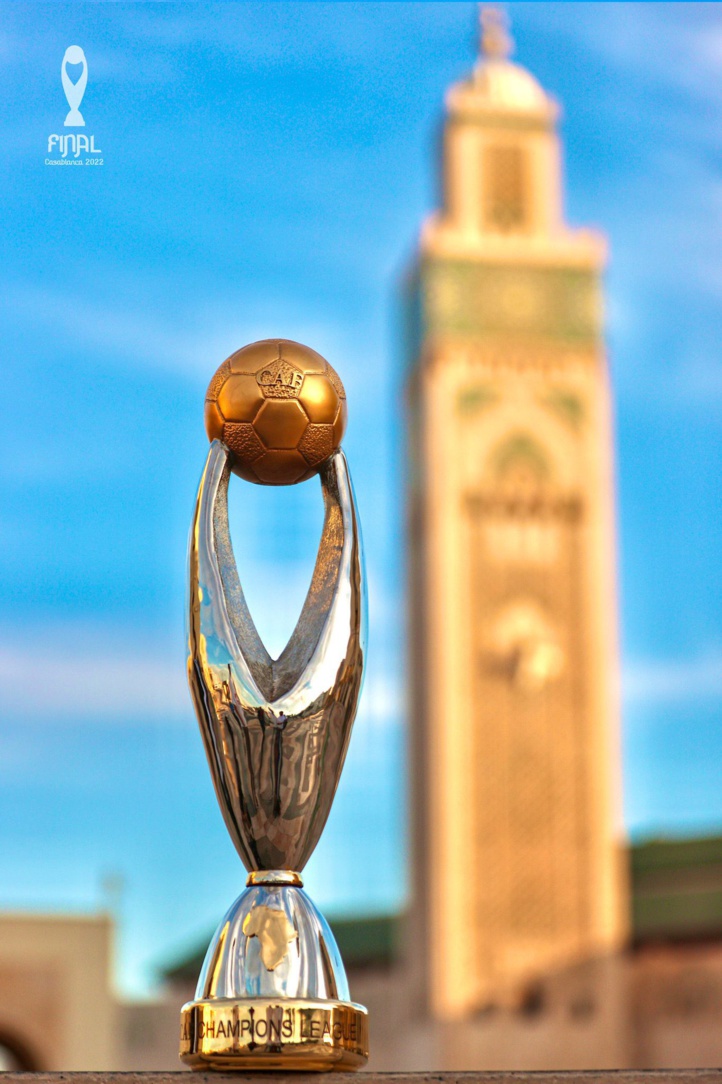Ligue des champions : La CAF annonce  par l’image l’arrivée du Trophée et du Ballon officiel de la finale à Casablanca