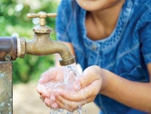 Bassin de Guir-Ziz-Rhéris: Les averses orageuses tardives ressuscitent Oued Ziz Bassin de Guir-Ziz-Rhéris: Les averses orageuses tardives ressuscitent Oued Ziz
