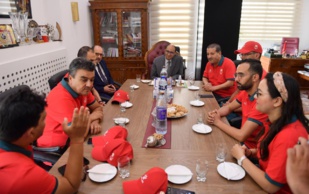 Jeux Méditerranéens : Soutien inconditionnel de Hassan Tarik, Ambassadeur du Maroc à Tunis, aux 9 journalistes marocains Jeux Méditerranéens : Soutien inconditionnel de Hassan Tarik, Ambassadeur du Maroc à Tunis, aux 9 journalistes marocains