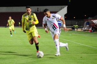 Botola Pro D1 "Inwi" (27ème journée) : Les FAR et le MAS se neutralisent Botola Pro D1 "Inwi" (27ème journée) : Les FAR et le MAS se neutralisent