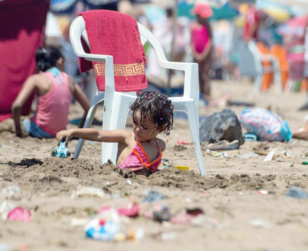 Salubrité des eaux de baignade : Comment le Maroc assure-t-il le suivi de ses plages ?