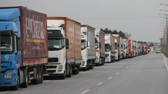 Les transporteurs de marchandises comptent mener une grève