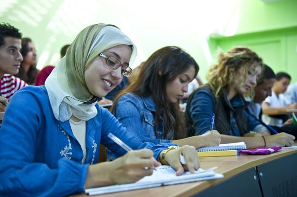 Les Marocains forment la plus grande communauté estudiantine étrangère en France Les Marocains forment la plus grande communauté estudiantine étrangère en France