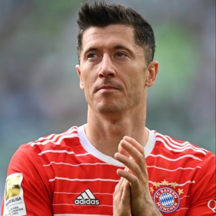Transfert : Robert Lewandowski rejoint le Barça Transfert : Robert Lewandowski rejoint le Barça