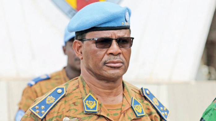 Interview avec Gal Sidiki Daniel Traoré, Commandant de la Force de la MINUSCA : « Le Royaume est un grand contributeur dans les missions de maintien de la paix en Afrique » Interview avec Gal Sidiki Daniel Traoré, Commandant de la Force de la MINUSCA : « Le Royaume est un grand contributeur dans les missions de maintien de la paix en Afrique »