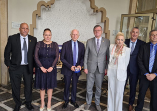 Volley-ball: Accord-cadre de coopération entre la FRMVB et l'IVA Volley-ball: Accord-cadre de coopération entre la FRMVB et l'IVA