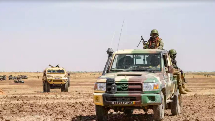 Mali : Une vingtaine de morts dans trois attaques coordonnées