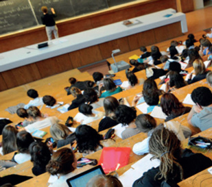 Statut des enseignants-chercheurs : Vers la fin du clash entre Miraoui et les syndicats ? Statut des enseignants-chercheurs : Vers la fin du clash entre Miraoui et les syndicats ?