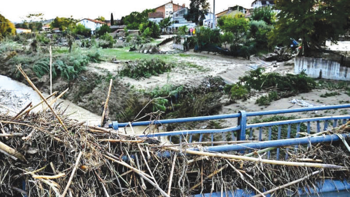 Intempéries : 11 morts et deux disparus dans des inondations en Italie Intempéries : 11 morts et deux disparus dans des inondations en Italie