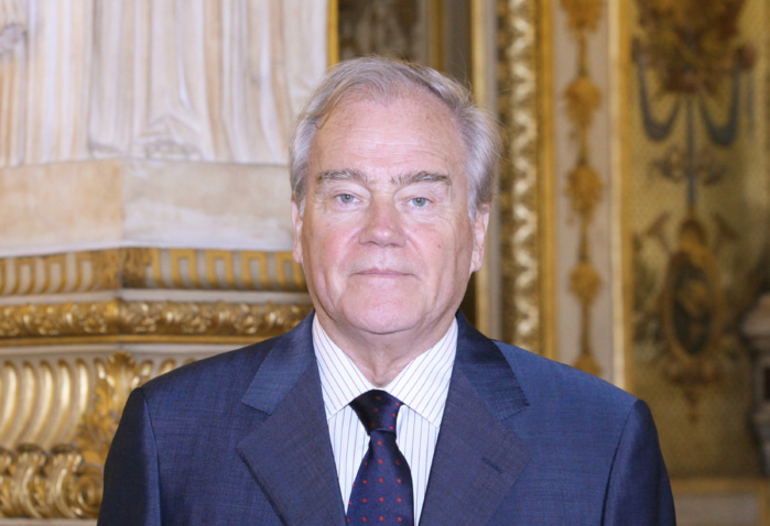 Visas : Christian Cambon appelle le gouvernement français à faire preuve de discernement Visas : Christian Cambon appelle le gouvernement français à faire preuve de discernement