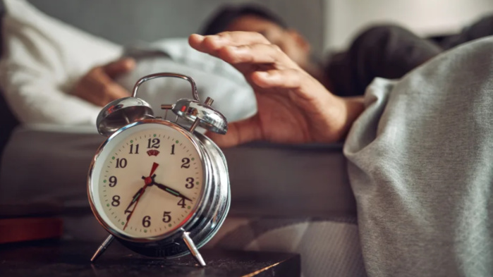 Sommeil : Astuces pour se rendormir vite après un réveil en pleine nuit