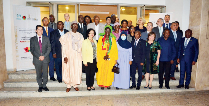 Mme Filomena Mendes MascarehaTipoti (en tenue jaune), Ambassadeur de Guinée Bissau près le Royaume du Maroc Mme Filomena Mendes MascarehaTipoti (en tenue jaune), Ambassadeur de Guinée Bissau près le Royaume du Maroc