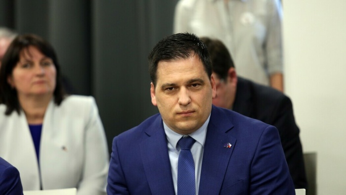 Un eurodéputé appelle l'Union européenne à agir face à "la menace terroriste" du polisario Un eurodéputé appelle l'Union européenne à agir face à "la menace terroriste" du polisario