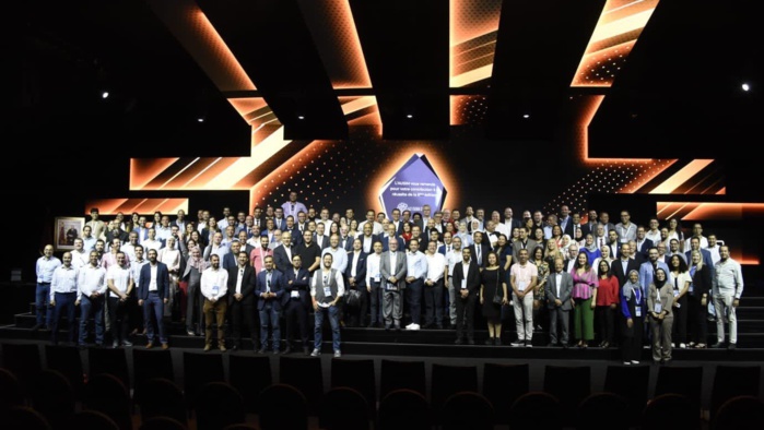 Transformation numérique : Signature de deux conventions lors des assises de l’AUSIM Transformation numérique : Signature de deux conventions lors des assises de l’AUSIM