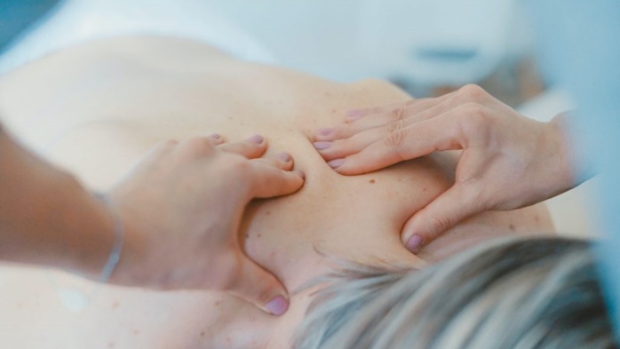 La fasciathérapie : une nouvelle méthode contre les douleurs et la fatigue