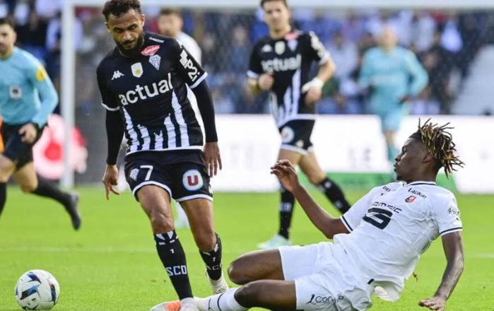 Equipe nationale:  Boufal touché au mollet Equipe nationale:  Boufal touché au mollet