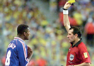 Coupe du monde de football : Les arbitres de toutes les finales